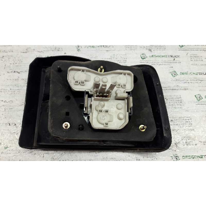 Recambio de piloto trasero izquierdo para renault 21 berlina (b/l48) gts kat referencia OEM IAM 7700792974 2