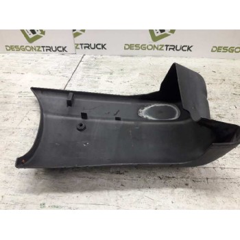 Recambio de puntera paragolpes trasera derecha para renault master desde ´98 referencia OEM IAM  CON ALGUNOS DESPERFECTOS 