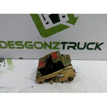 Recambio de cerradura puerta delantera derecha para opel kadett e california berlina referencia OEM IAM 90120865  