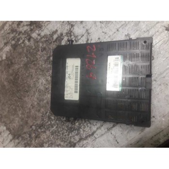 Recambio de caja reles / fusibles para peugeot 307 break / sw (s1) sw referencia OEM IAM 9651196980 9651197680 