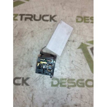 Recambio de boton antiniebla trasero para nissan trucks atleon 140 referencia OEM IAM   