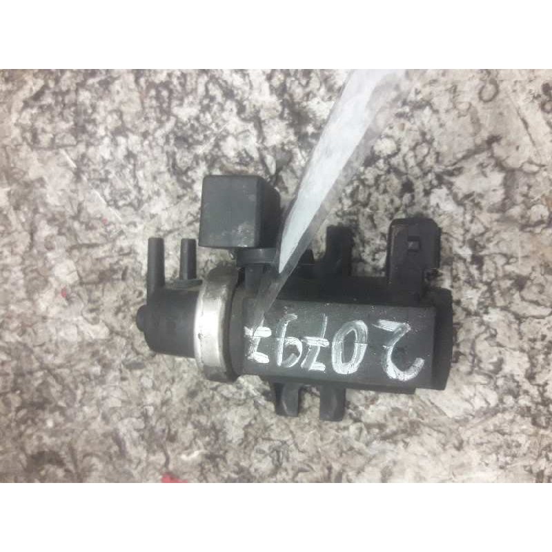 Recambio de valvula aire para mercedes-benz vito marco polo (638) 112 cdi referencia OEM IAM  2 PINS 