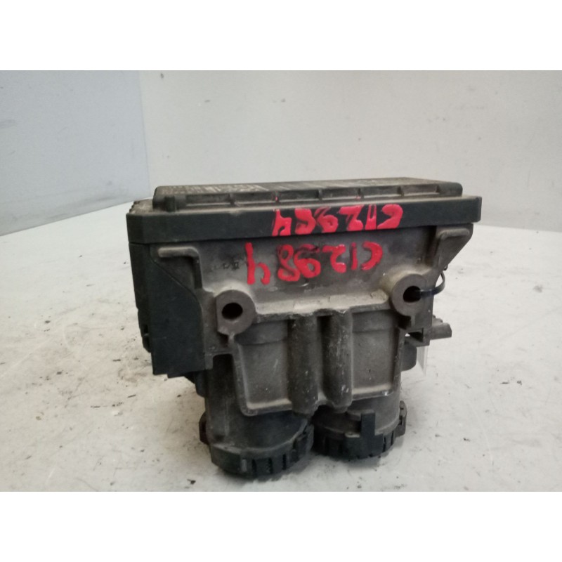 Recambio de valvula aire para volvo fm 460 12.8 diesel referencia OEM IAM 21122035  K020022 - Blanco 3