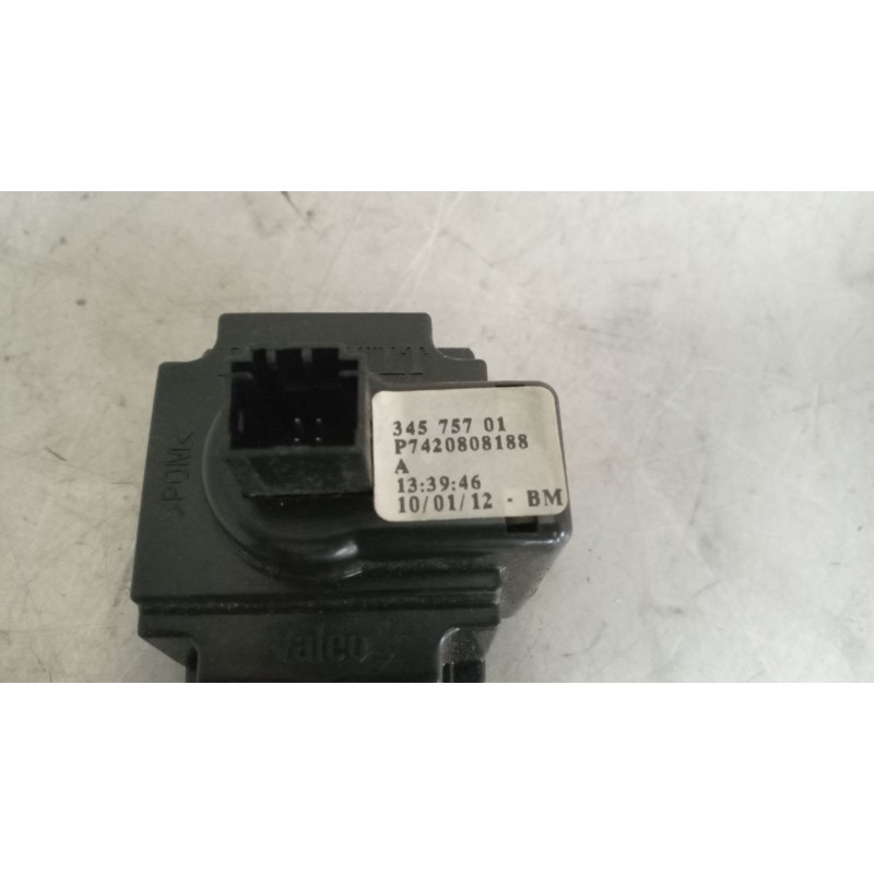 Recambio de mando cambio automatico para renault magnum ab diesel referencia OEM IAM 7420808188 - Blanco 5