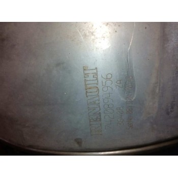 Recambio de catalizador para renault premium route 2006 fas 4x2 larga distancia referencia OEM IAM 7420894956  