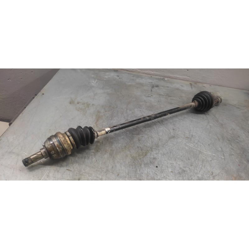 Recambio de transmision delantera derecha para opel vectra b berlina cd referencia OEM IAM  27MM MANGUETA 24MM CAMBIO 2