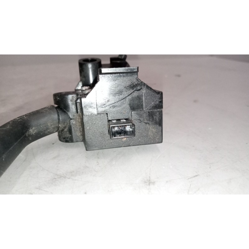 Recambio de mando intarder para renault magnum ab diesel referencia OEM IAM 7420864651 - Blanco 2