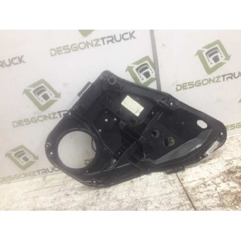 ELEVALUNAS TRASERO DERECHO 8A61A045H22AG 