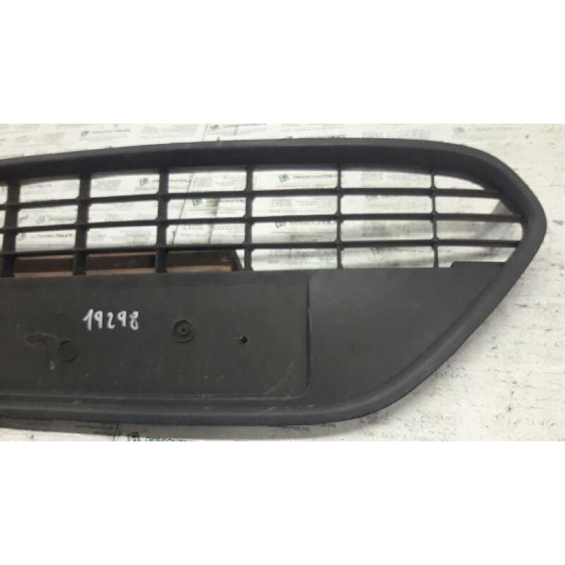Recambio de rejilla delantera central para ford focus lim. (cb4) titanium referencia OEM IAM 8M5117968 BAJO MATRICULA - Azul 3