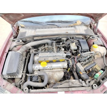 opel vectra b berlina del año 1999