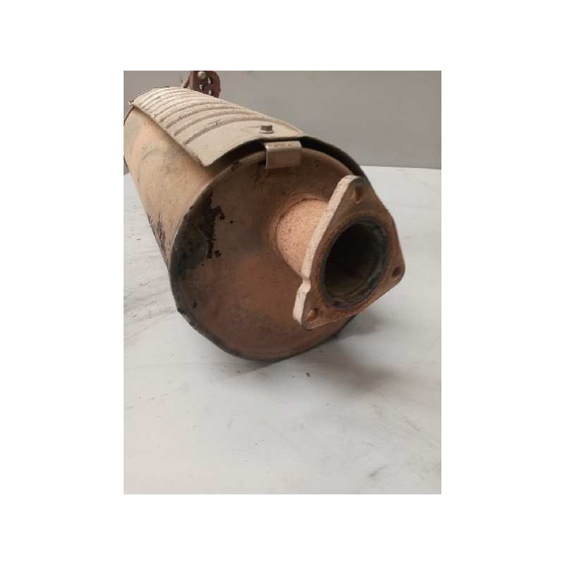 Recambio de silenciador trasero para iveco daily pr einzelkabine 70 c... radstand 3450 referencia OEM IAM 504131265 - Blanco 2