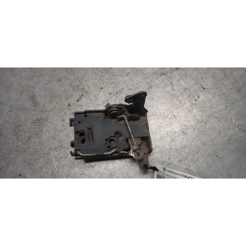 Recambio de cerradura puerta delantera izquierda para peugeot 205 berlina 1.1 mito referencia OEM IAM   