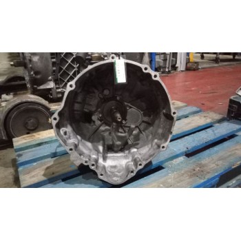 Recambio de caja cambios para renault maxity referencia OEM IAM 6S380V 32010LC11A 1323065035