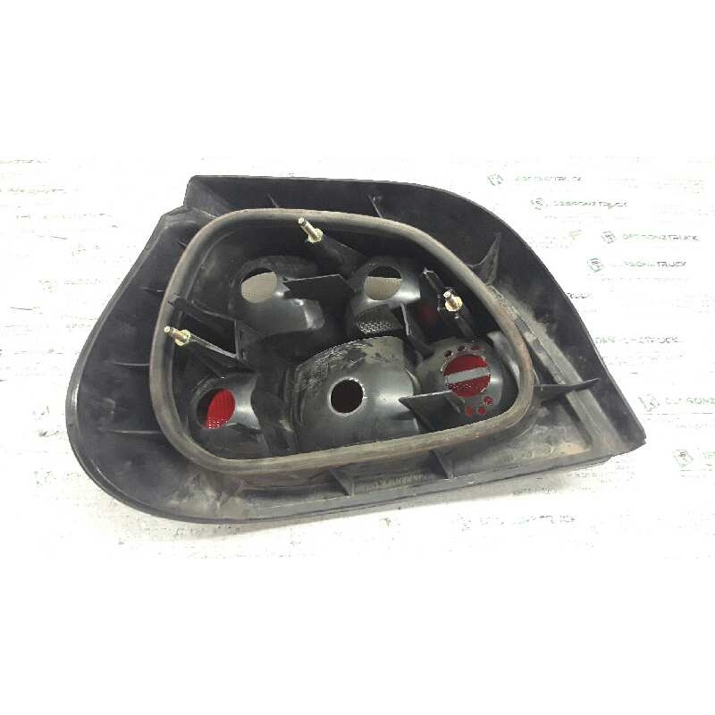 Recambio de piloto trasero derecho para renault megane i classic (la0) 1.9 d europa referencia OEM IAM 2