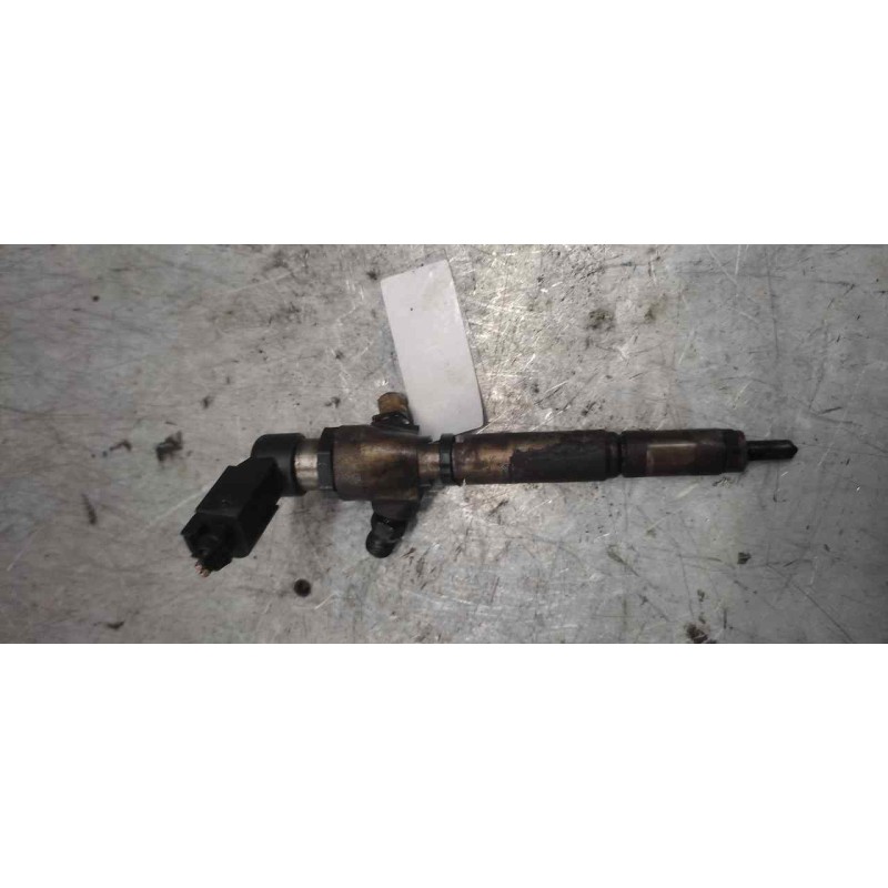 Recambio de inyector para renault scenic ii 1.5 dci diesel referencia OEM IAM 8200380253 2 PINS 2
