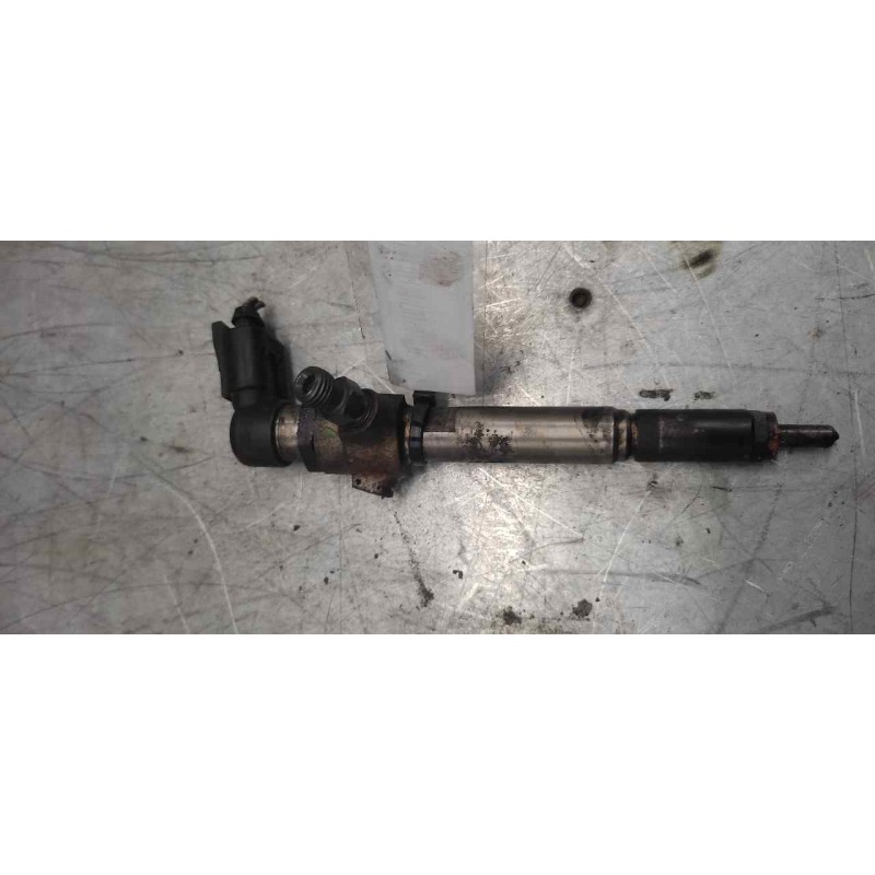 Recambio de inyector para renault scenic ii 1.5 dci diesel referencia OEM IAM 8200380253 2 PINS 2