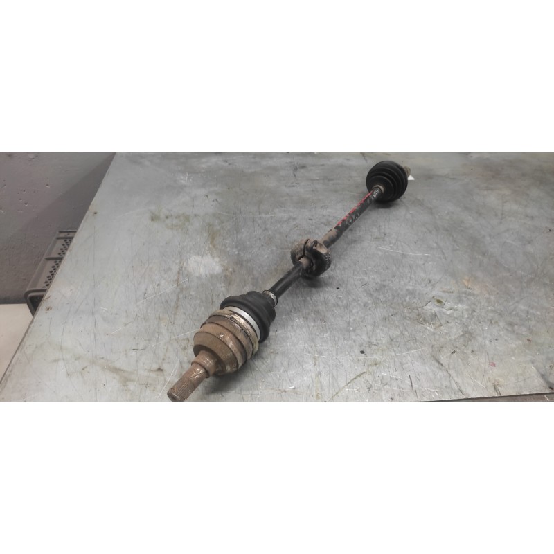 Recambio de transmision delantera derecha para opel vectra b berlina cd referencia OEM IAM  27MM MANGUETA Y CAMBIO 2