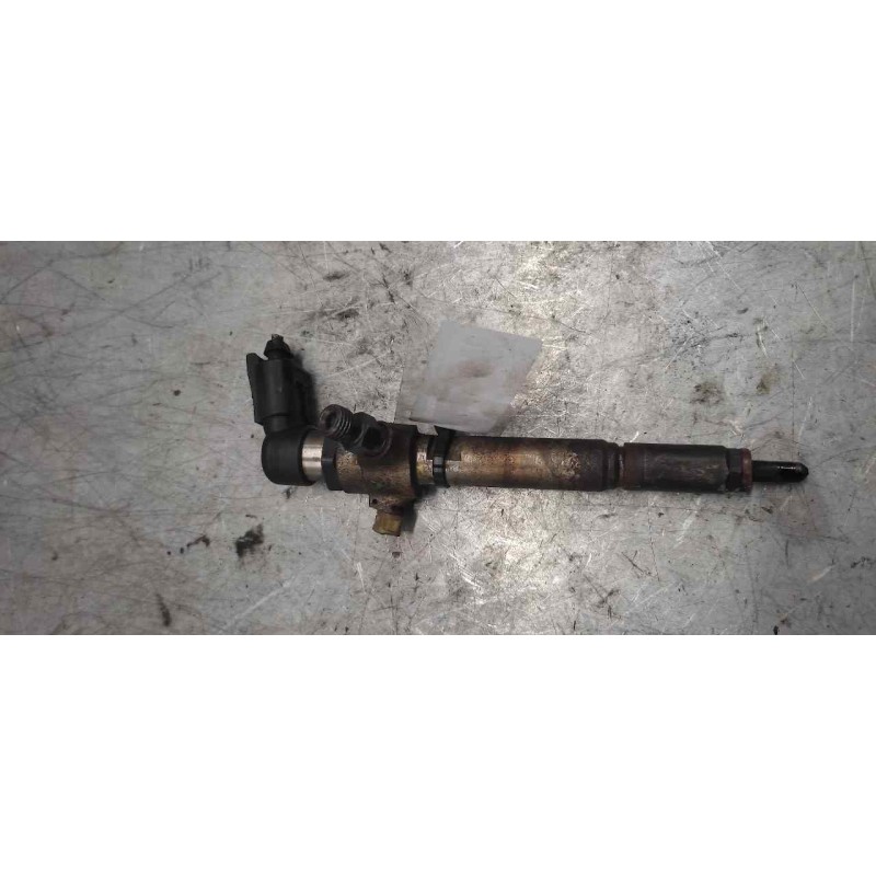 Recambio de inyector para renault scenic ii 1.5 dci diesel referencia OEM IAM 8200380253 2 PINS 2
