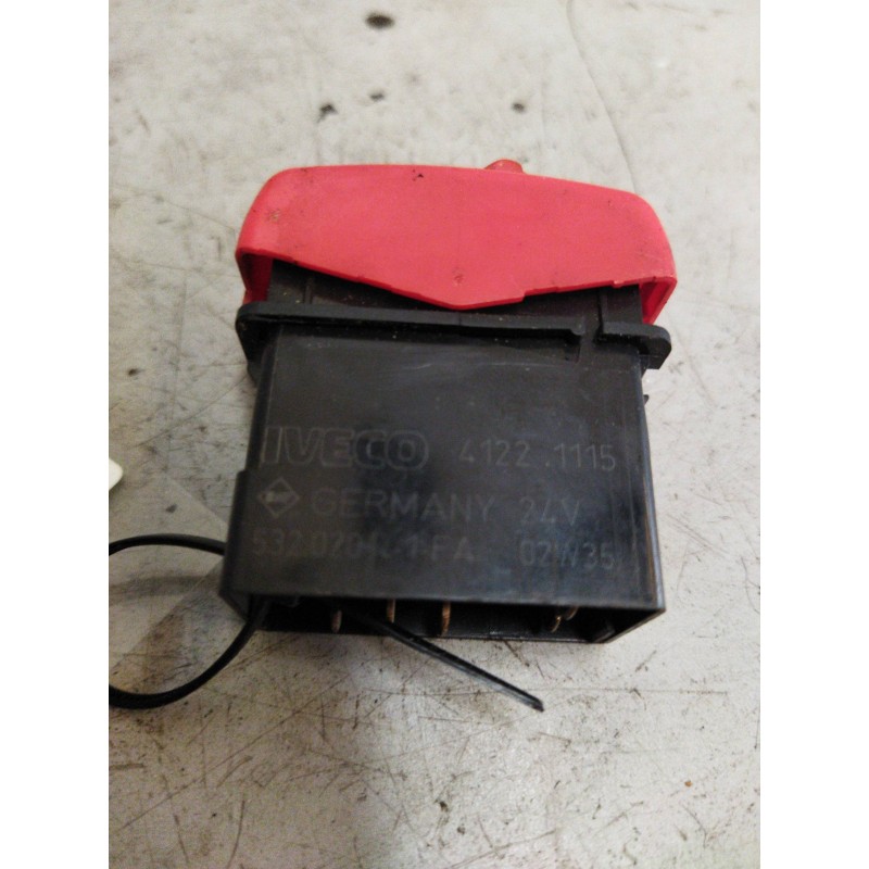 Recambio de interruptor para iveco stralis (as) referencia OEM IAM 41221115  DESCONECTADOR BATERIAS - Blanco 2
