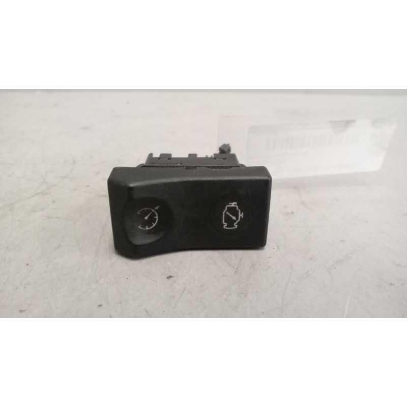 Recambio de interruptor para renault magnum ab diesel referencia OEM IAM 7420851304  
