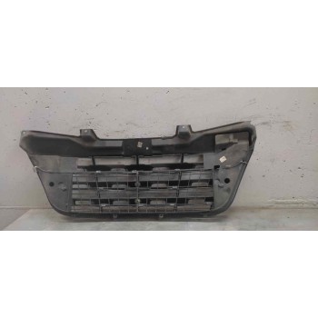 Recambio de rejilla delantera central para renault master kofferaufbau l3h1 3,5t referencia OEM IAM   
