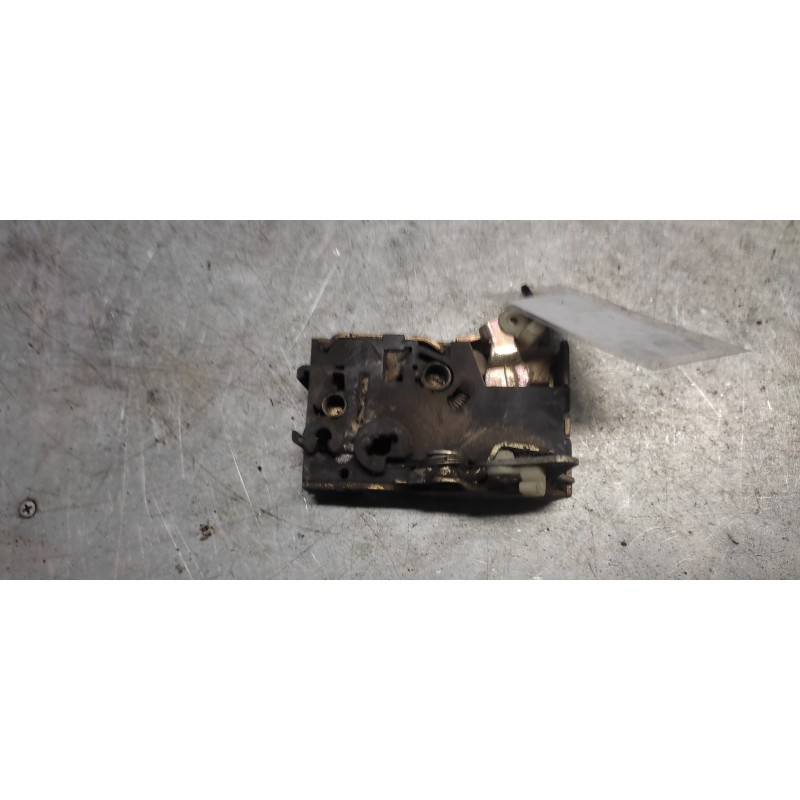 Recambio de cerradura puerta delantera derecha para peugeot 205 berlina 1.1 mito referencia OEM IAM 2
