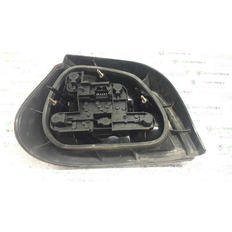 Recambio de piloto trasero derecho para renault megane i fase 2 berlina (ba0) 1.9 dci dynamique referencia OEM IAM 7700428321 2