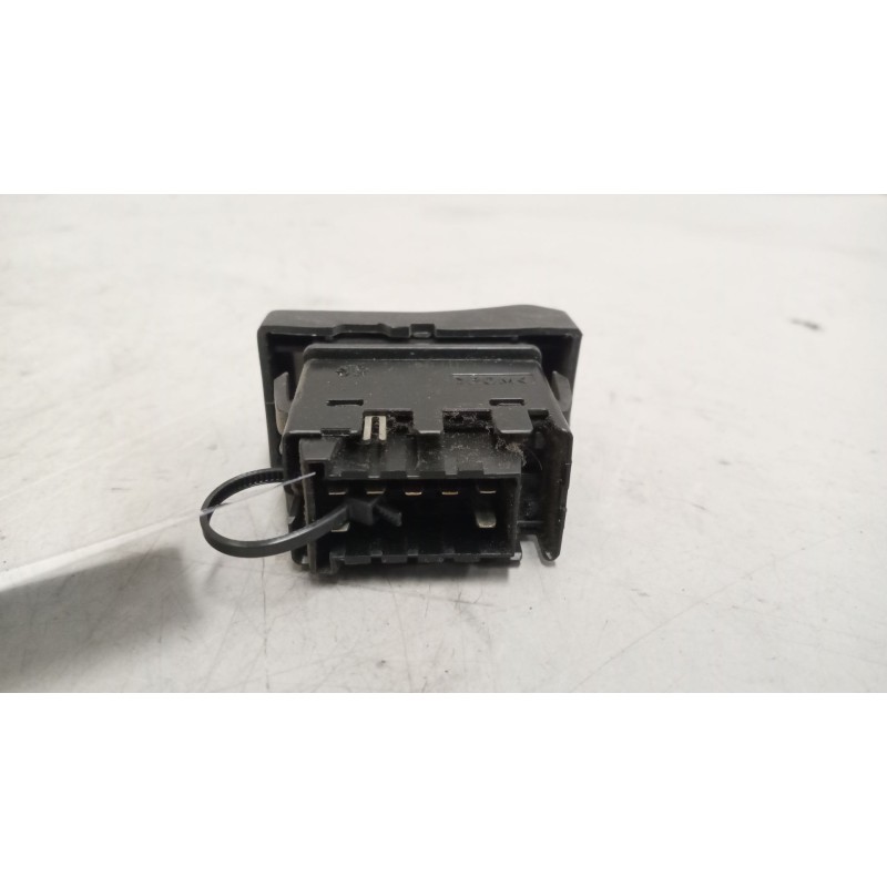 Recambio de interruptor para renault magnum ab diesel referencia OEM IAM 5010589488 - Blanco 3