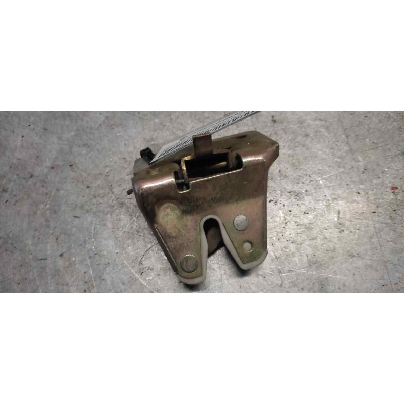 Recambio de cerradura maletero / porton para peugeot 205 berlina 1.1 mito referencia OEM IAM 2