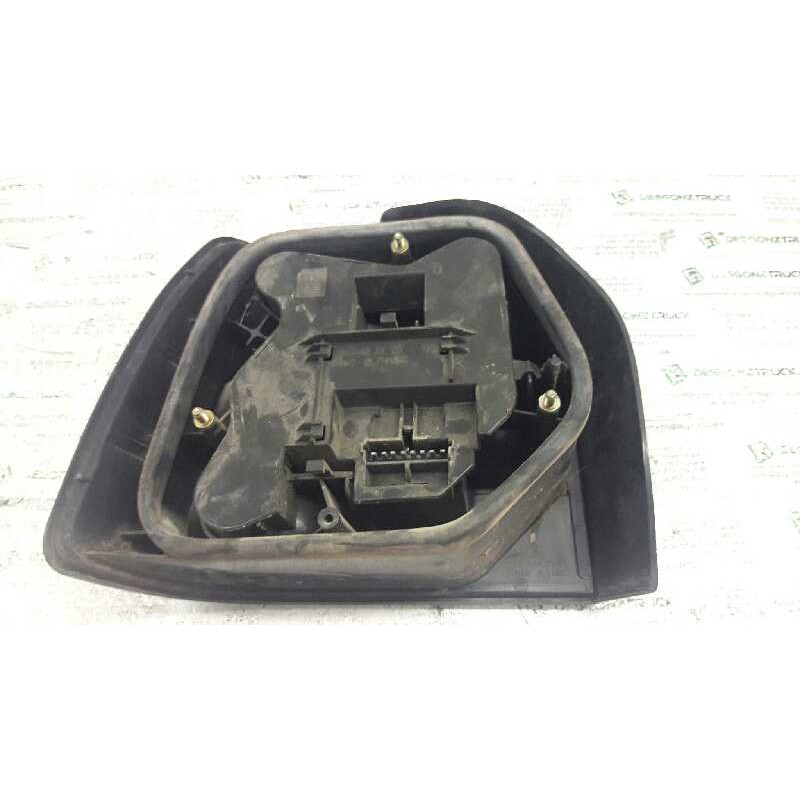 Recambio de piloto trasero derecho para renault 19 hatchback (b/c53) gtd referencia OEM IAM 2