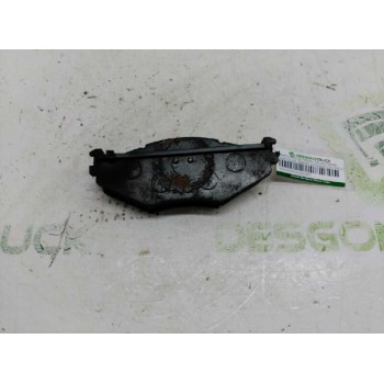 Recambio de pastillas de freno delanteras para chrysler grand voyager 2.8 crd cat referencia OEM IAM   