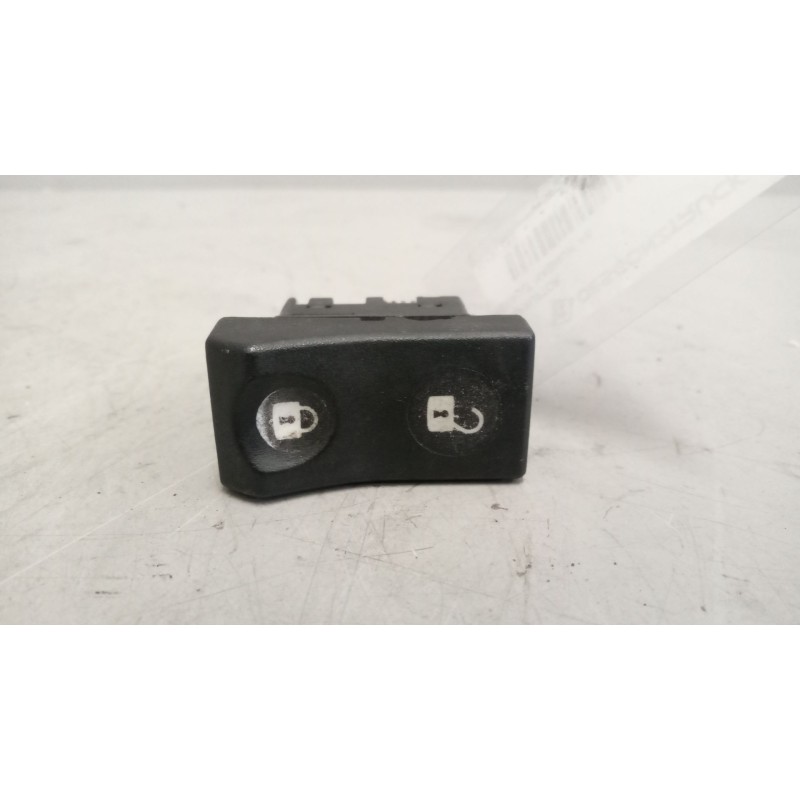 Recambio de interruptor para renault magnum ab diesel referencia OEM IAM 5010589024  