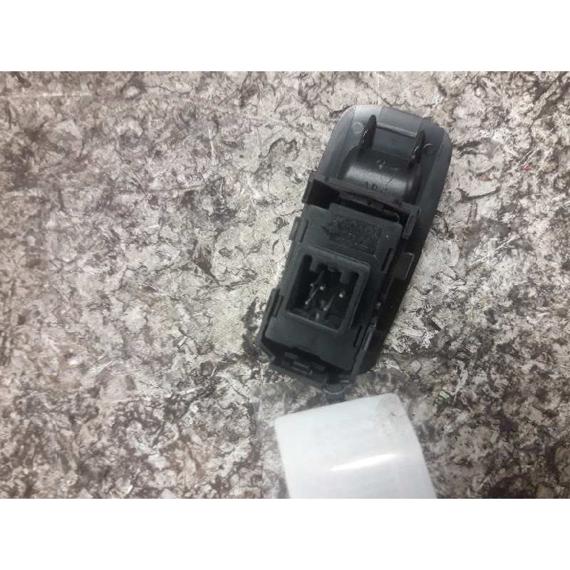 Recambio de mando elevalunas trasero derecho para toyota corolla verso (r1) 1.8 luna referencia OEM IAM 54035228 848010F030B0 5 2