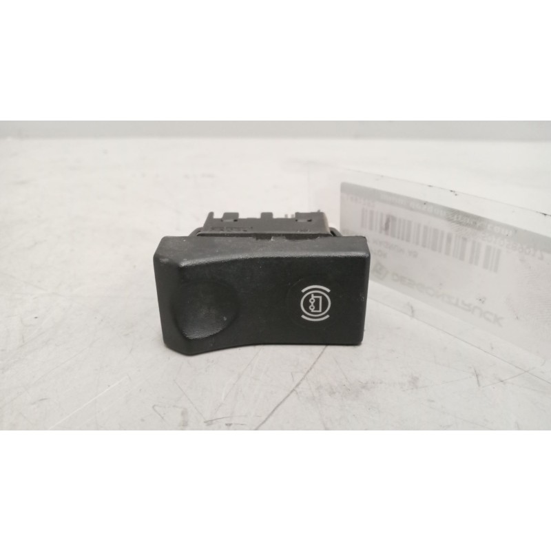 Recambio de interruptor para renault magnum ab diesel referencia OEM IAM 5010589017  