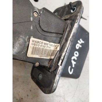 Recambio de pedal acelerador para iveco stralis (as) referencia OEM IAM 41227741  