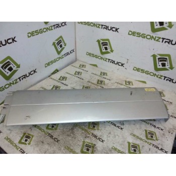 Recambio de moldura trasera cabina para man tg - a 18.xxx fg / bb   (e3/e4) l referencia OEM IAM 81615100552 81615100553 TRASERA