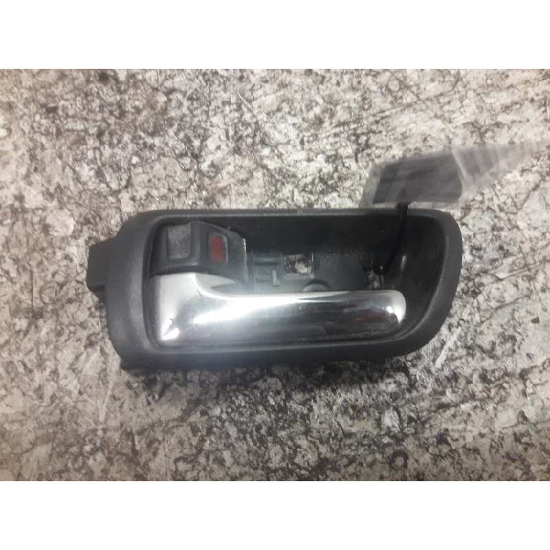 Recambio de maneta interior trasera izquierda para toyota corolla verso (r1) 1.8 luna referencia OEM IAM 692060F010