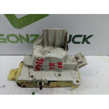 Recambio de cerradura puerta trasera derecha para ford focus berlina (cak) ghia referencia OEM IAM 4057985  