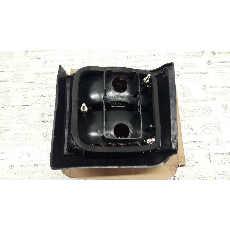Recambio de piloto trasero derecho para renault 21 berlina (b/l48) gtx referencia OEM IAM 2