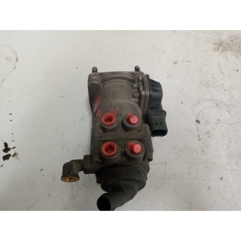 Recambio de valvula aire para volvo fh 12 asta 2001 e2 / e3 12.1 diesel (d12d460) referencia OEM IAM 3986374  0486200004 2