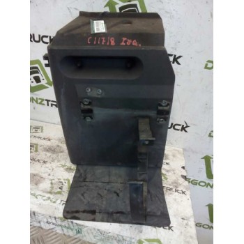 GUARDABARROS DELANTERO IZQUIERDO 