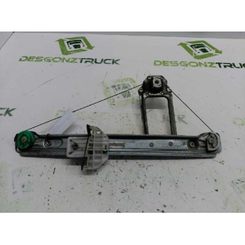 Recambio de elevalunas trasero derecho para ford focus berlina (cak) ghia referencia OEM IAM 1331607  