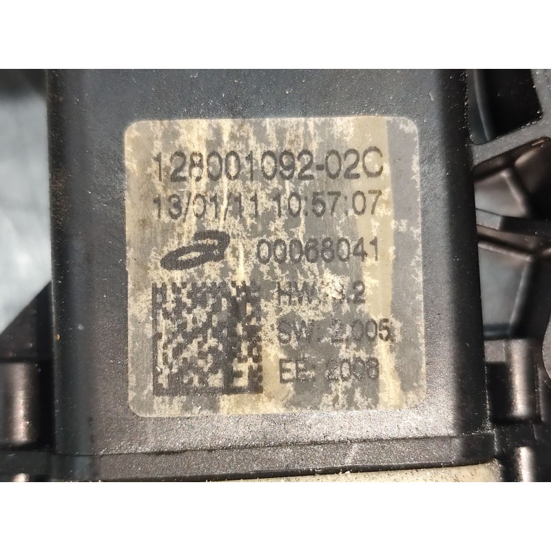 Recambio de elevalunas delantero izquierdo para renault clio iv (bh_) 0.9 tce 90 referencia OEM IAM 12800109202C - Blanco 3