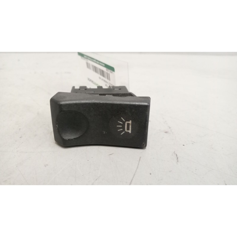 Recambio de interruptor para renault magnum ab diesel referencia OEM IAM 7421043756  
