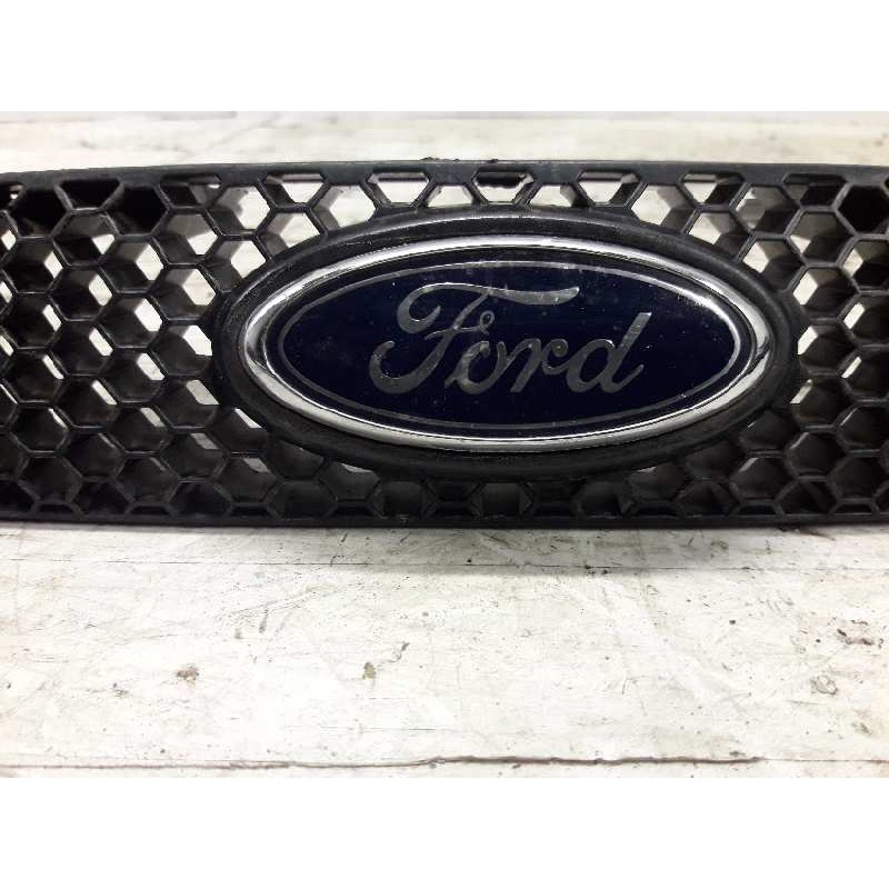 Recambio de rejilla delantera central para ford escort berl./turnier atlanta berlina referencia OEM IAM - Azul 2