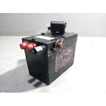 Recambio de bomba elevacion cabina para renault magnum ab 2005 12.0 diesel referencia OEM IAM 5010615920  051591860
