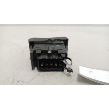 Recambio de interruptor para renault magnum ab diesel referencia OEM IAM 7421043756  