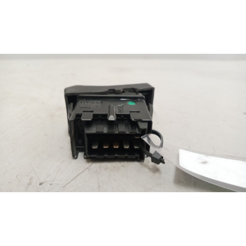 Recambio de interruptor para renault magnum ab diesel referencia OEM IAM 7421043756 - Blanco 3