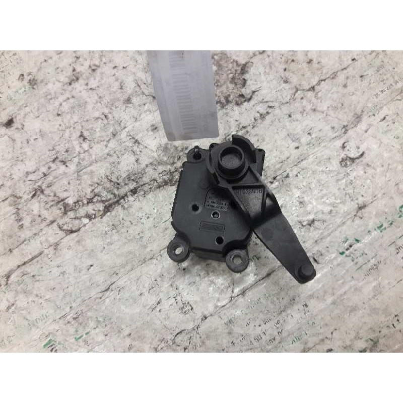 Recambio de motor calefaccion para peugeot 207 1.6 16v cat referencia OEM IAM F663746XC 3