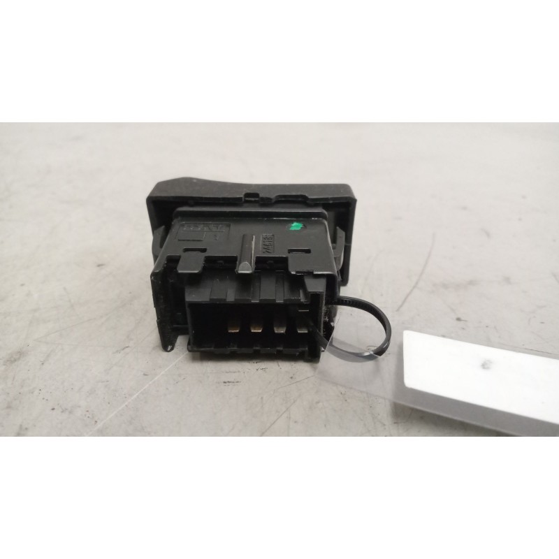 Recambio de interruptor para renault magnum ab diesel referencia OEM IAM 5010379357 - Blanco 3